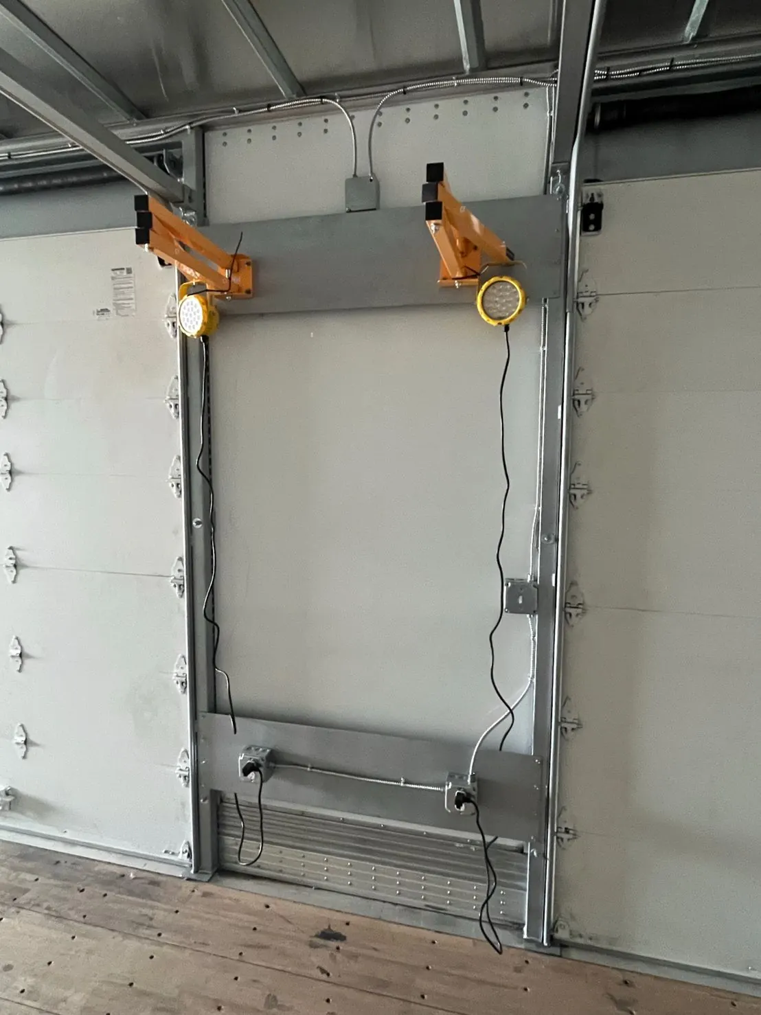 Adjustable dock lights