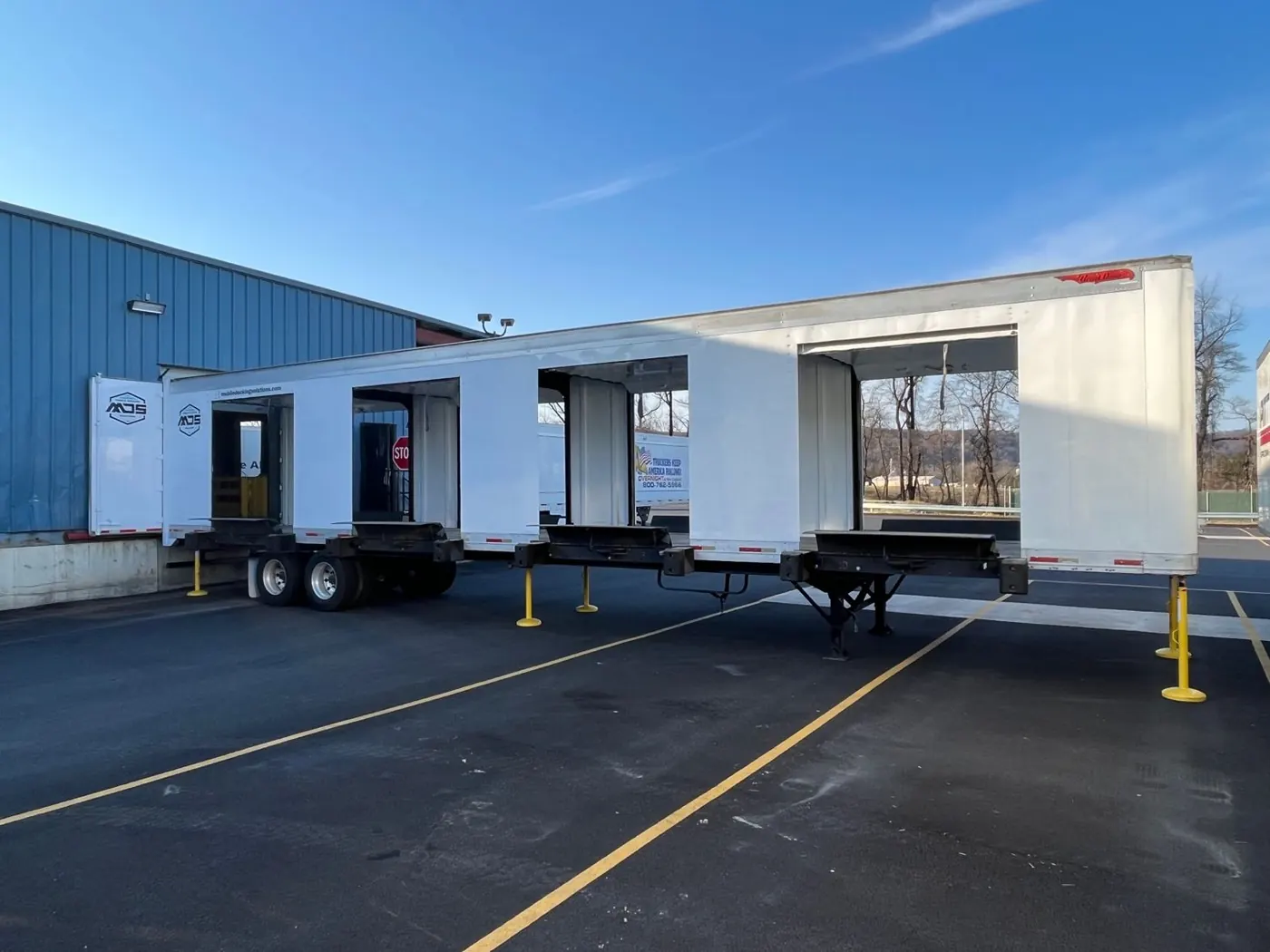 Pitt Ohio mobile cross-dock trailer